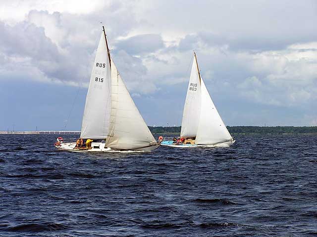 Яхта Лилия - чемпионат города